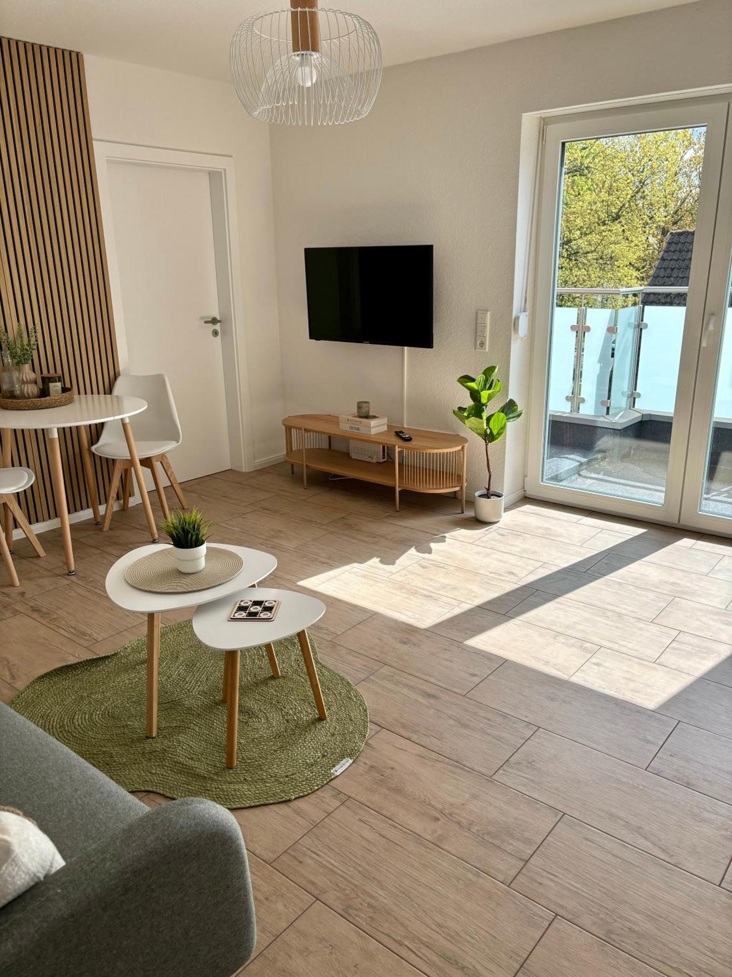 Home & Apart - Apartment Im Herzen Von Kreyenbrueck - Apartment 1 أولدنبورغ المظهر الخارجي الصورة